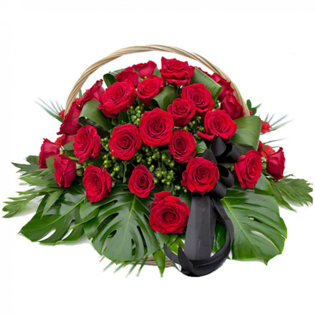 Букет цветов "Траурная корзина с розами"